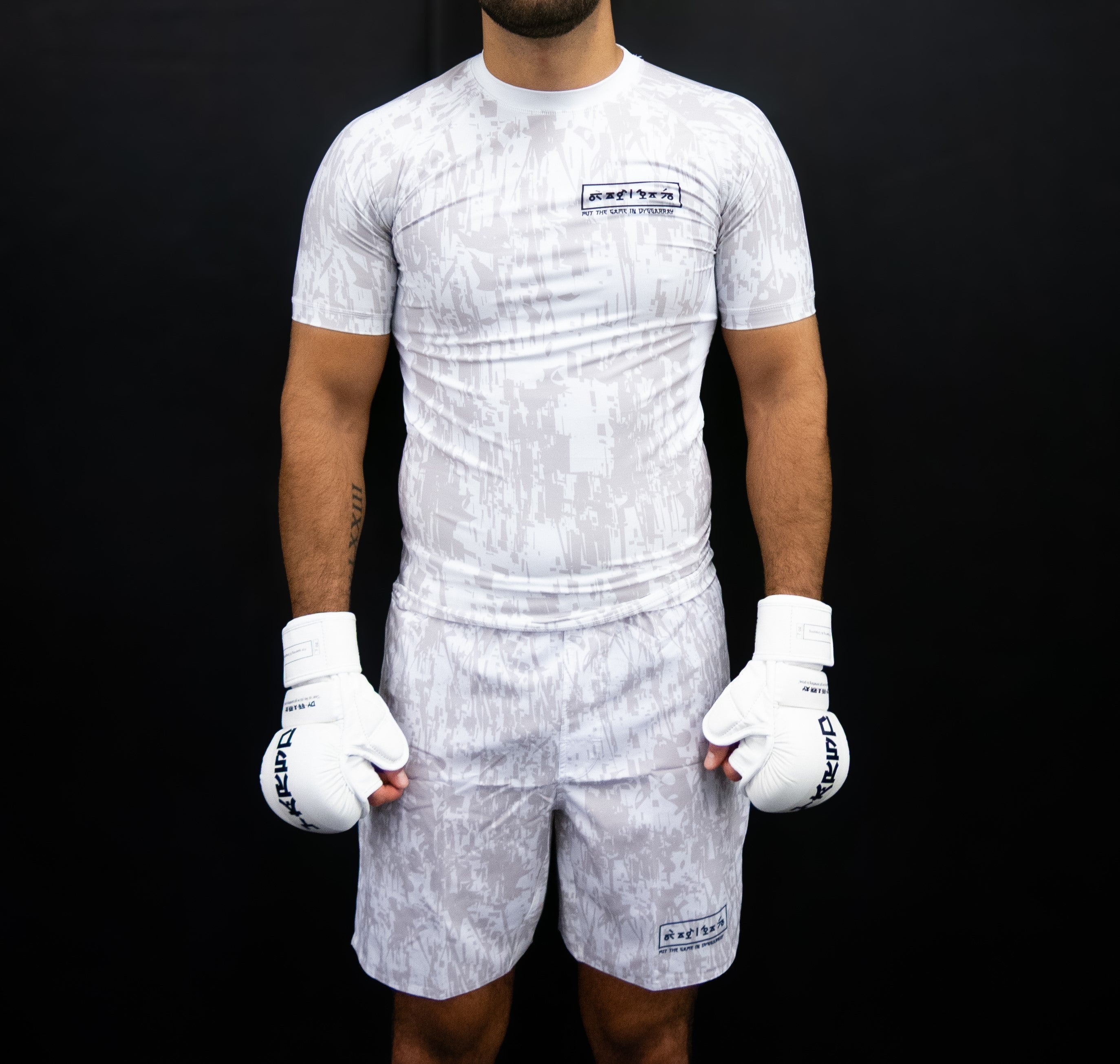 ´IVORY´ HIGH SPLIT MMA SHORTS